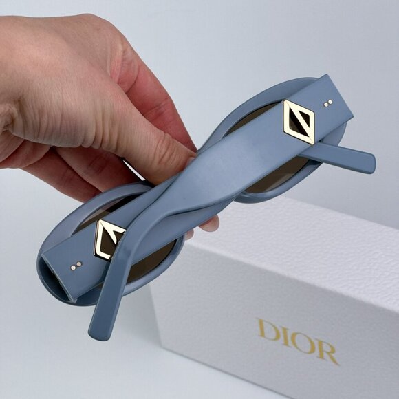 Dior CD DIAMOND EDITION R11 30F0 BRAND NEW Sunglasses Blue Brown Women Cat Eye - Picture 3 of 11